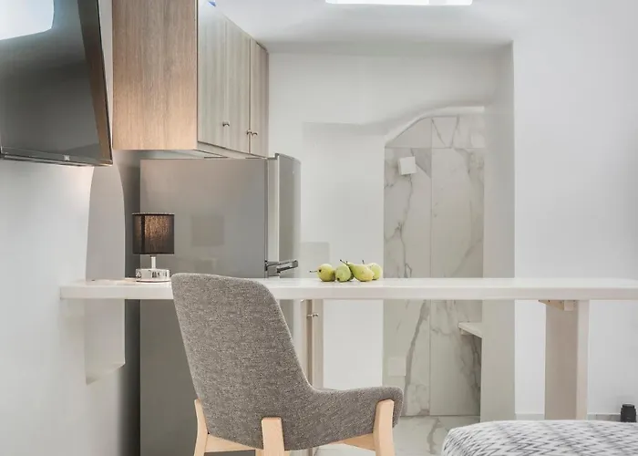 Kostantis Town * Mykonos Town