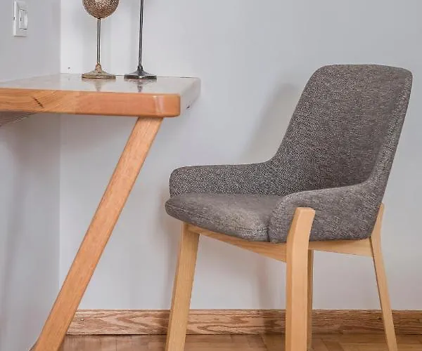 Kostantis Town וילה